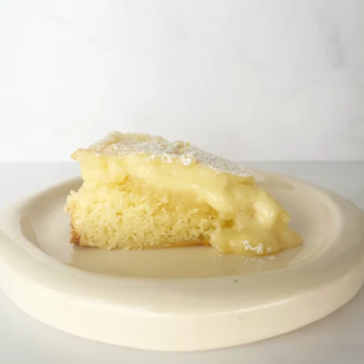 Torta con crema de limón