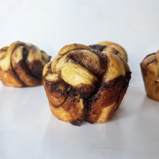 Nudos de canela y cacao