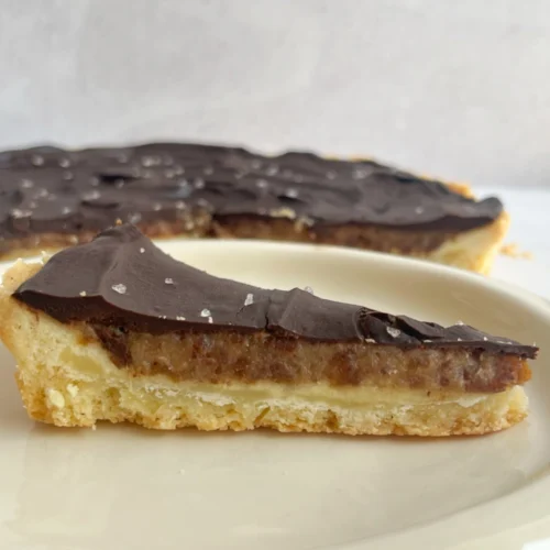 Tarta de dátiles y chocolate